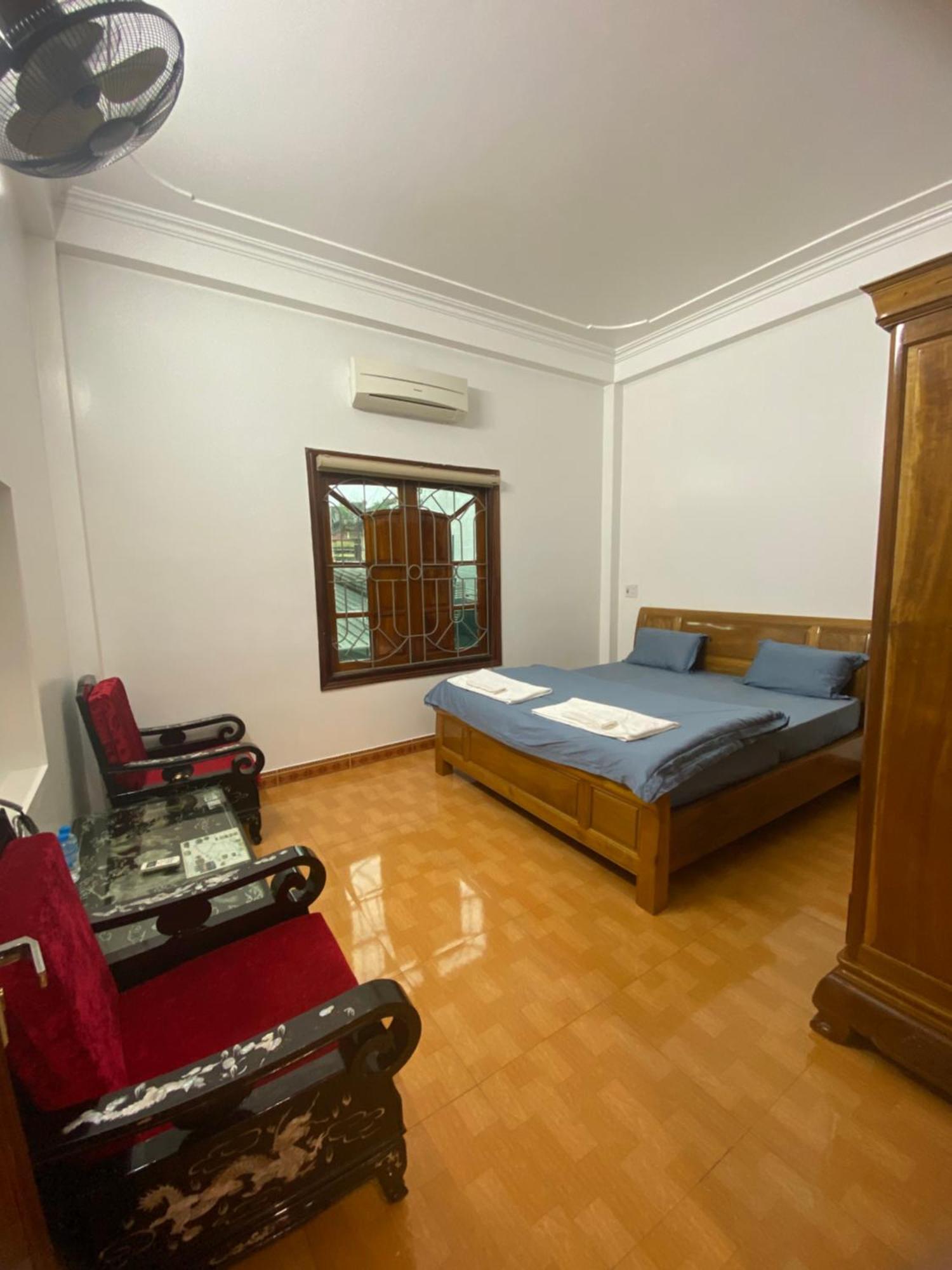 Hang Thuong Hostel - Motorbikes And Tour Ha Giang Εξωτερικό φωτογραφία